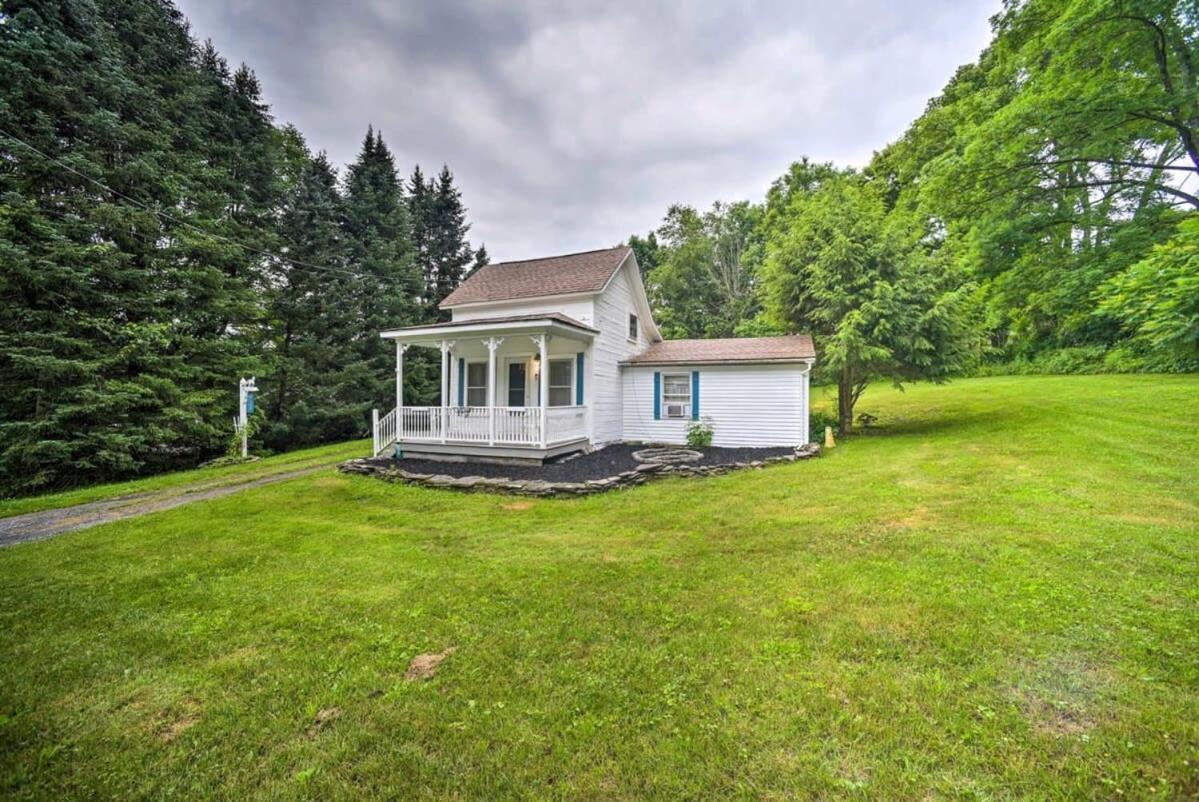 Cozy Milford Cottage On Half Acre W Deck & Grill Εξωτερικό φωτογραφία